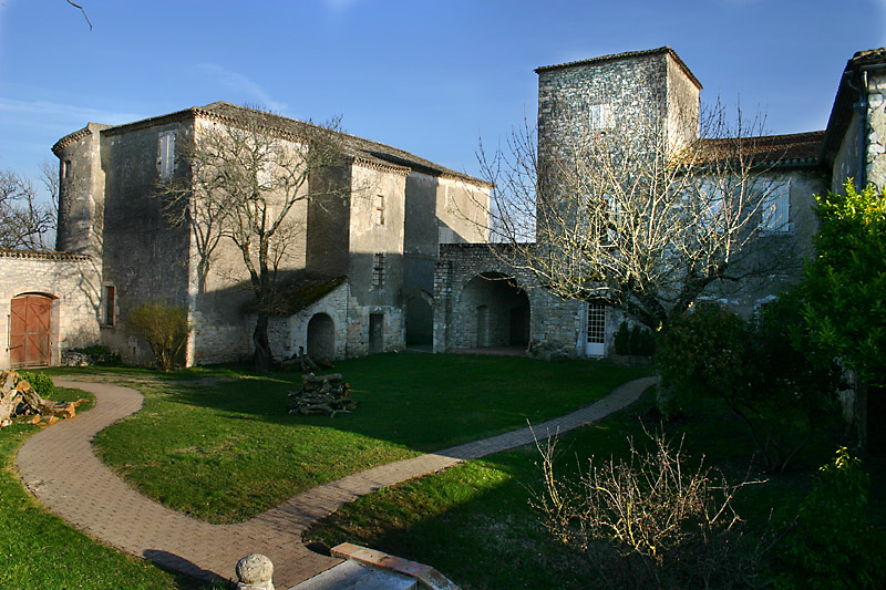 PSC1-2009-40_le château de Labastide-Marnhac.jpg